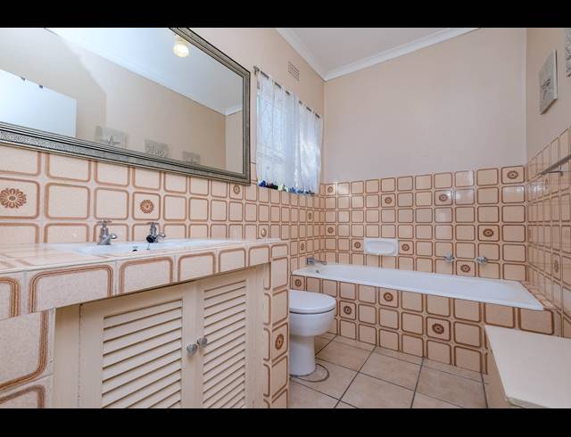 3 BEDROOM HOUSE FOR SALE IN GALLO MANOR